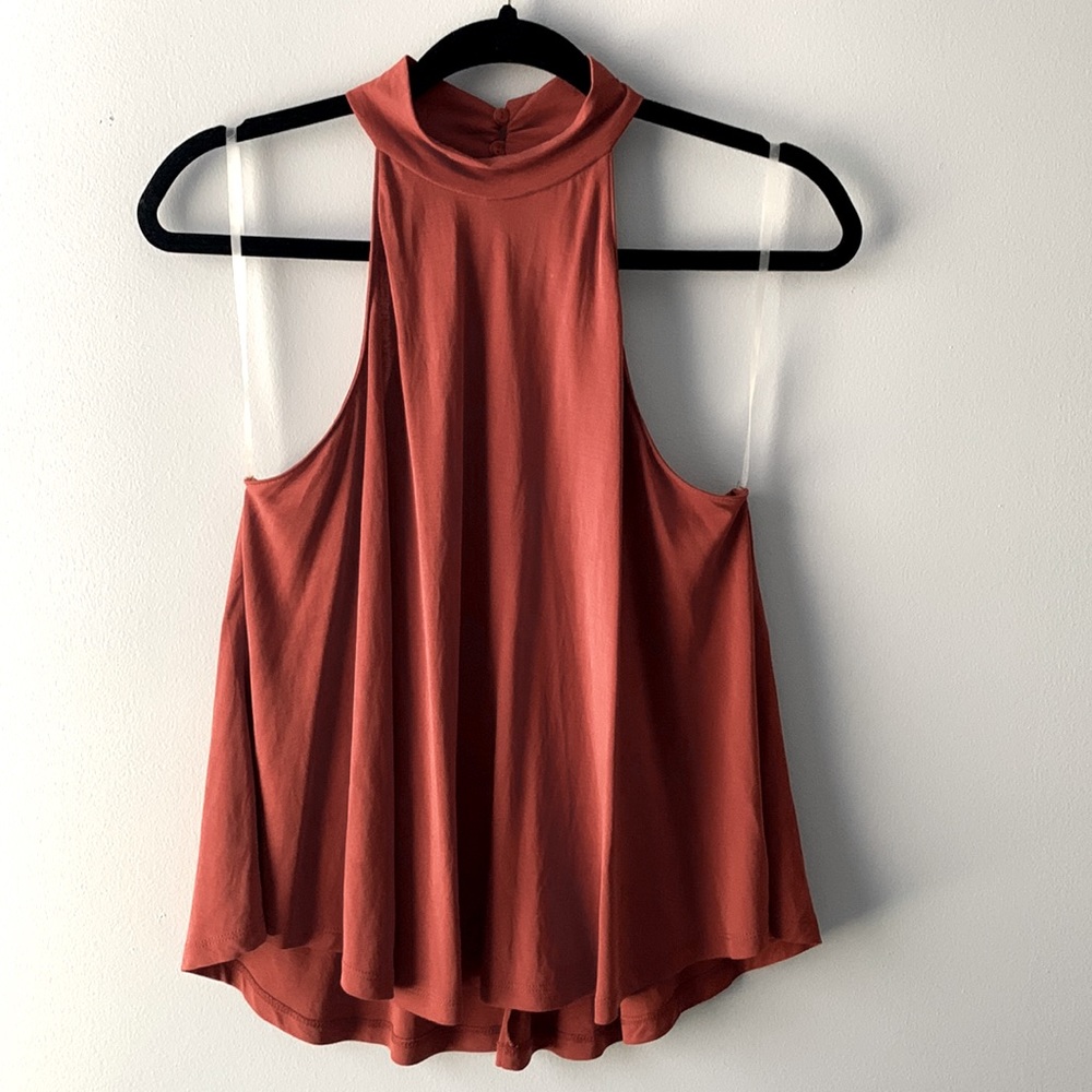NWT! LUSH Rust High Neck Top 🍁